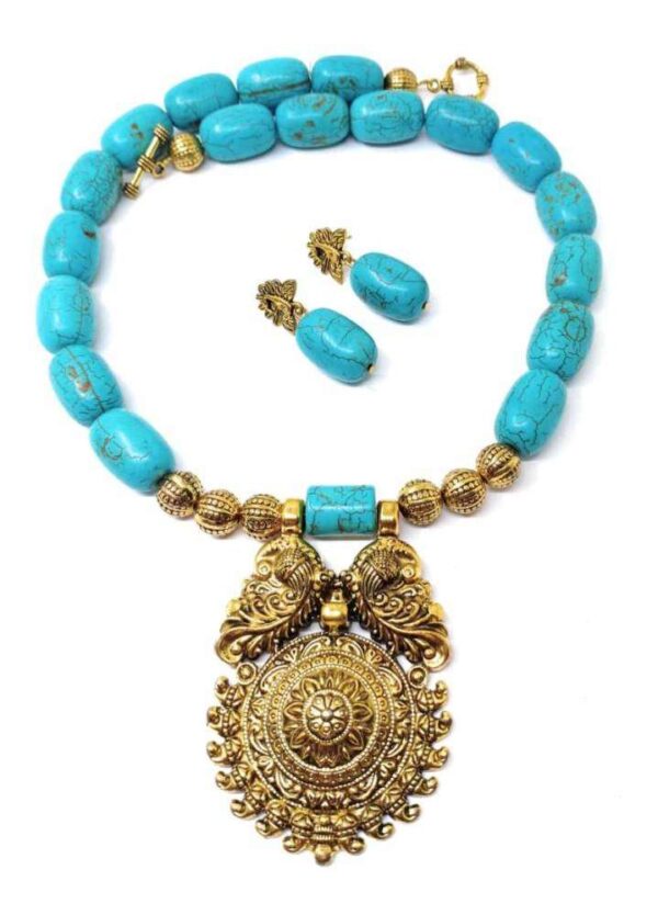 Torquoise Beads with Antique Gold Temple Pendant Set