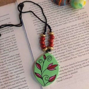 Green Leaf Painted Terracotta Necklace