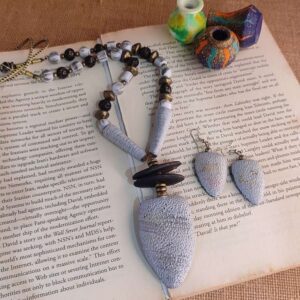 Rock & Pebbles Look Grey Painted Terracotta Necklace Set