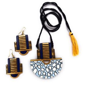 Geometrical Design Terracotta Necklace Set in White & Blue