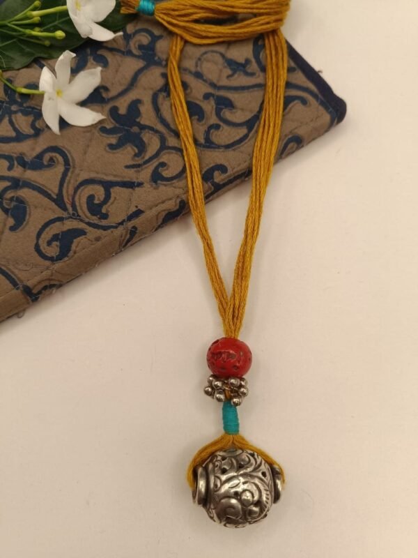 Minimalistic Brass Necklace
