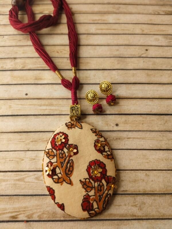 Oval Shape Block Print Fabric Necklace