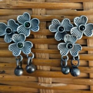 Three Flowers Earrings