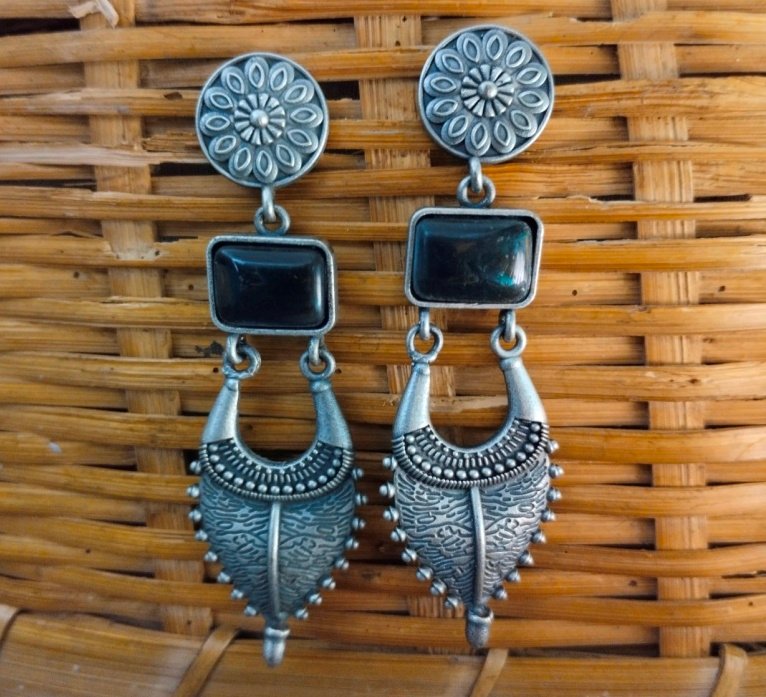 Square Stone Long Earring - Image 4