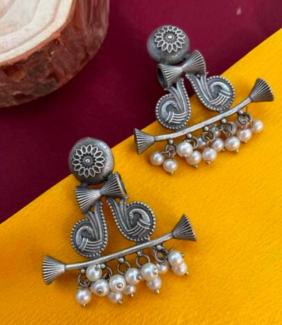 Tribal Trumpet & Dumroo Shape Earring