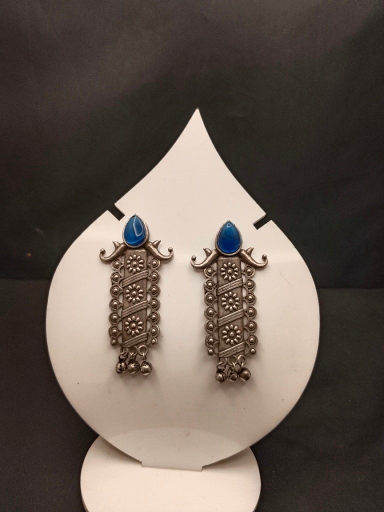 Long Rectangle Shape Earrings with Stone - Image 5