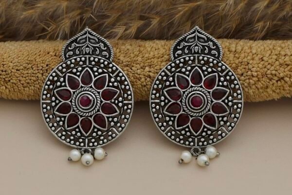 Round Earrings with Stones
