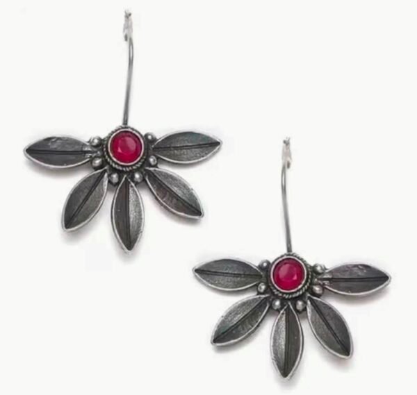 Leaf with Stone Metal Earrings - Image 4