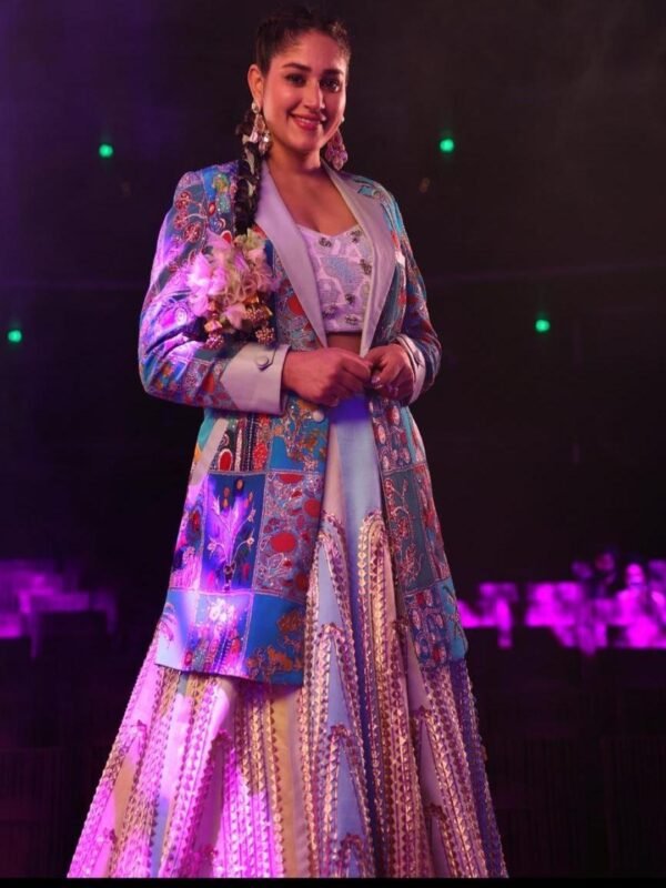 Green & Beige Fabric Parandi Feat Pratibha Singh Baghel - Image 2