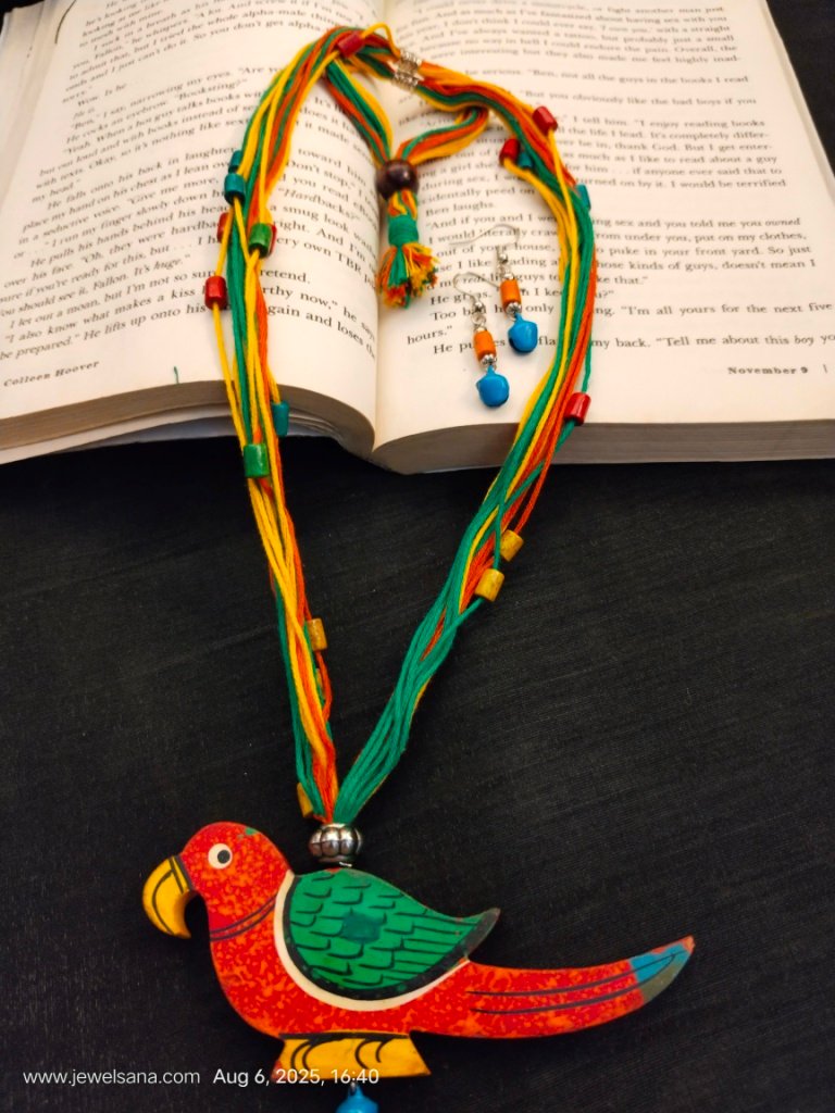 Wooden Painted Parrot Necklace Set