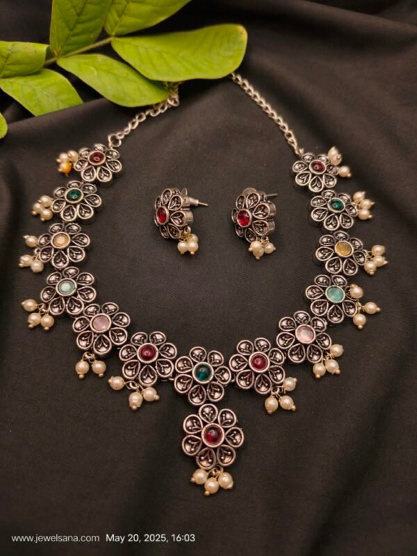 German Silver Oxidised Flower with Stone Necklace Set