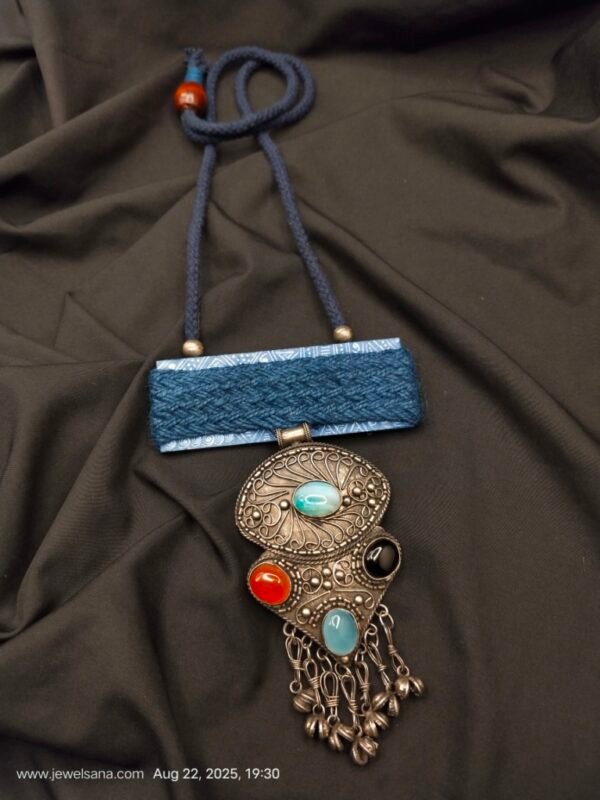 German Silver Oxidised Stone Jute Necklace - Image 2